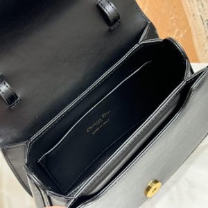 Replica Dior 30 Montaigne Avenue Top Handle Black - premium-grade designer purse dupe