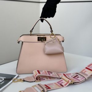 Replica Fendi Peekaboo Medium Pink - top-tier luxury replica shoulder bag