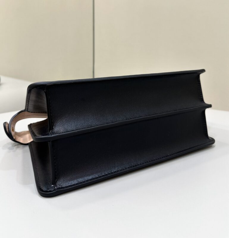 Replica Fendi Peekaboo Large Black - best quality luxury bag dupe