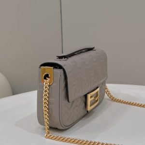Replica Fendi Baguette Sliding Chain Beige - authentic-look luxury purse replica