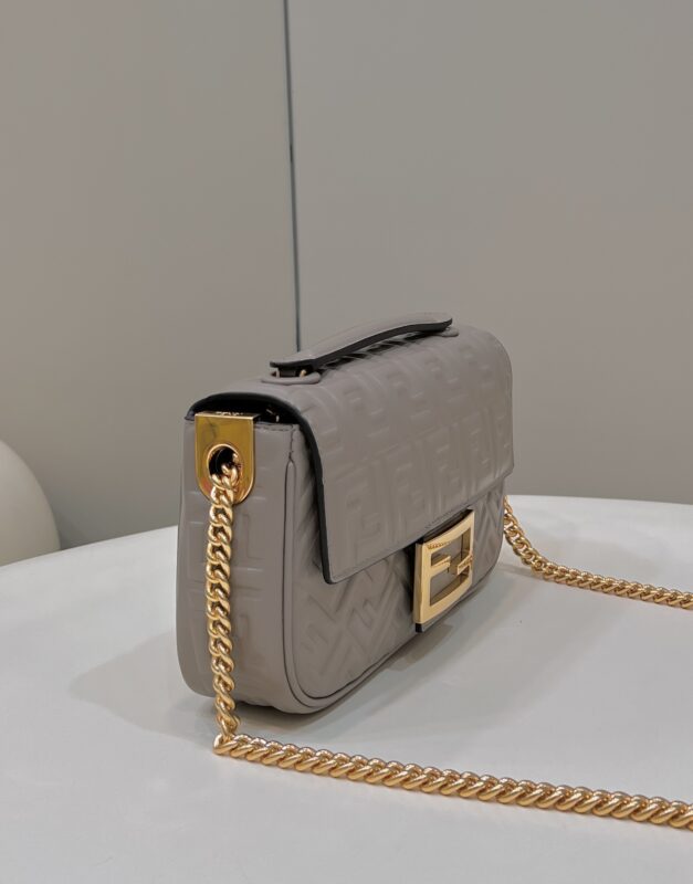 Replica Fendi Baguette Sliding Chain Beige - authentic-look luxury purse replica