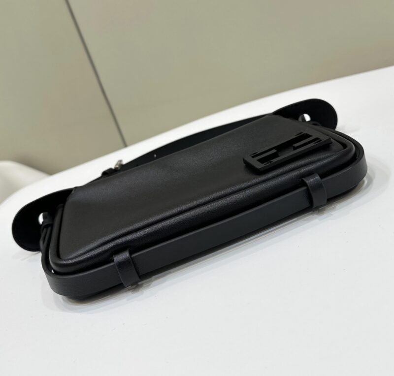 Replica Fendi Simply Black - premium-grade designer purse dupe