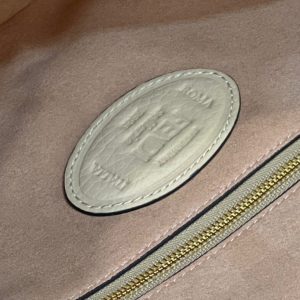 Replica Fendi Baguette Pink Wool - high-accuracy replica luxury purse