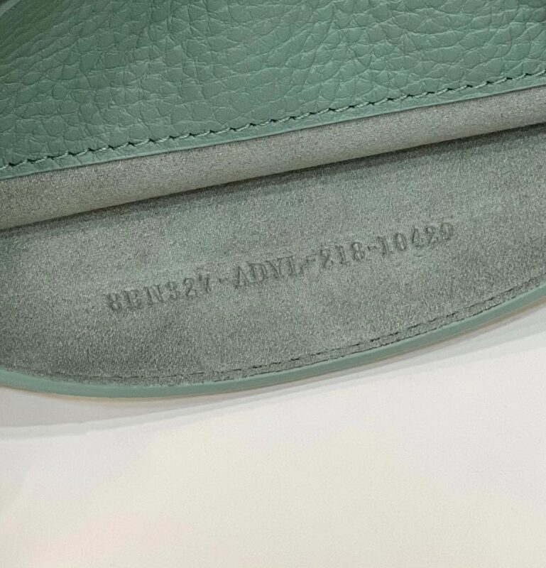 Replica Fendi Peekaboo Green Python Handle - best-selling designer handbag dupe