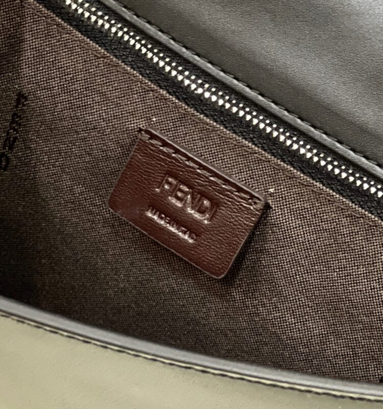 Replica Fendi Baguette Pouch Black - elite superclone designer purse