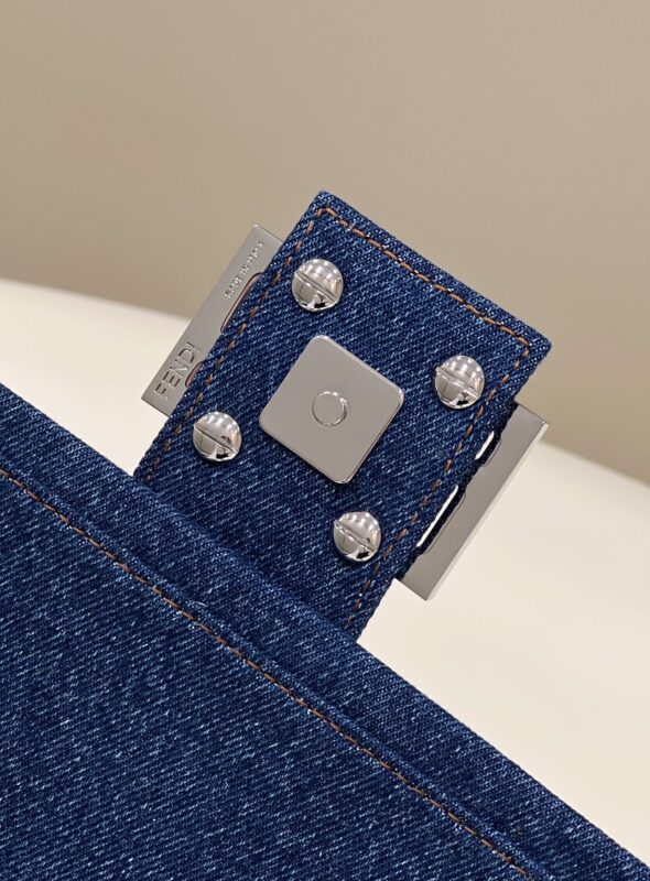 Replica Fendi Baguette Full Blue Denim - ultra-realistic fake designer tote
