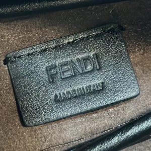 Replica Fendi Simply Black - near-authentic luxury replica handbag