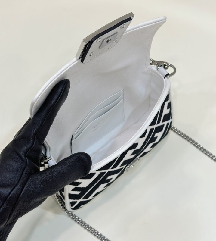 Replica Fendi Baguette Small White - best quality luxury bag dupe