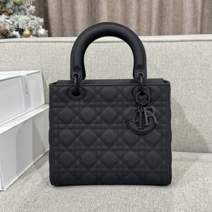 Replica Lady Dior Medium Ultramatte Black - premium-grade designer purse dupe