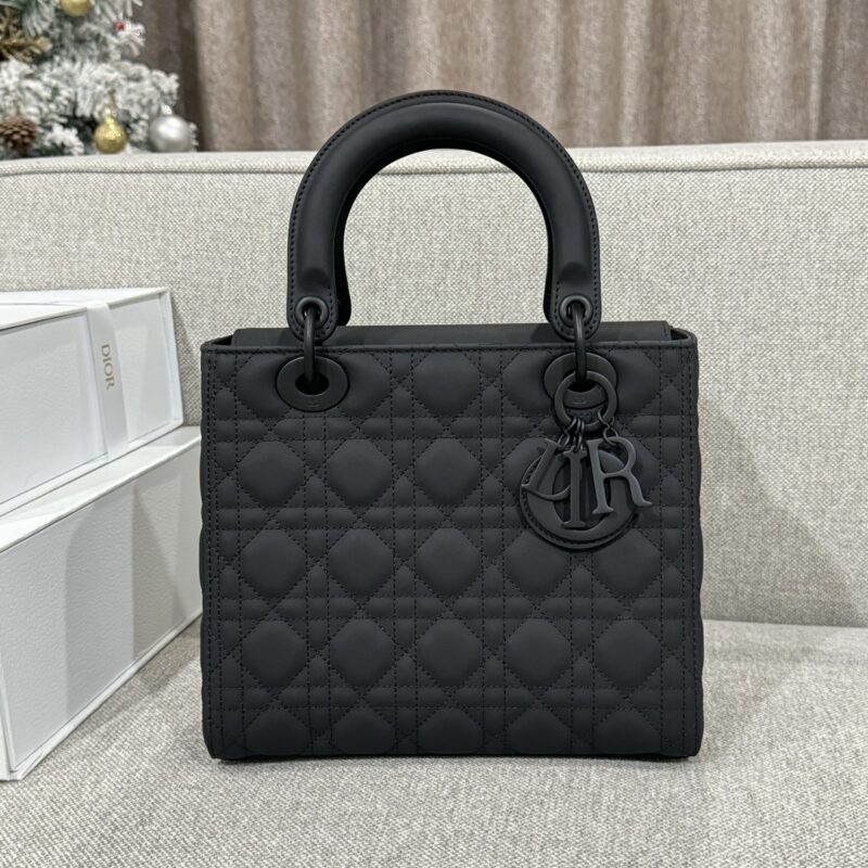 Replica Lady Dior Medium Ultramatte Black - premium-grade designer purse dupe