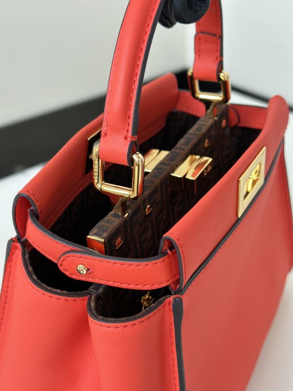 Replica Fendi Peekaboo Small Red - top-tier luxury replica shoulder bag