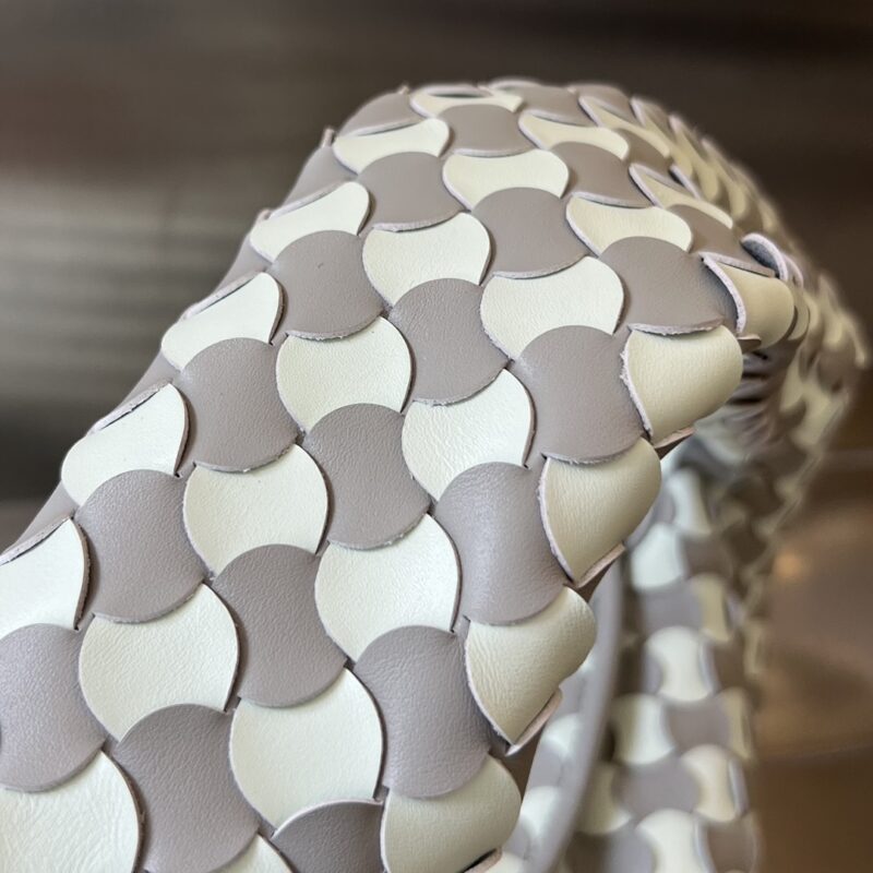 Replica Bottega Veneta Hop Wave - top-rated replica designer bag