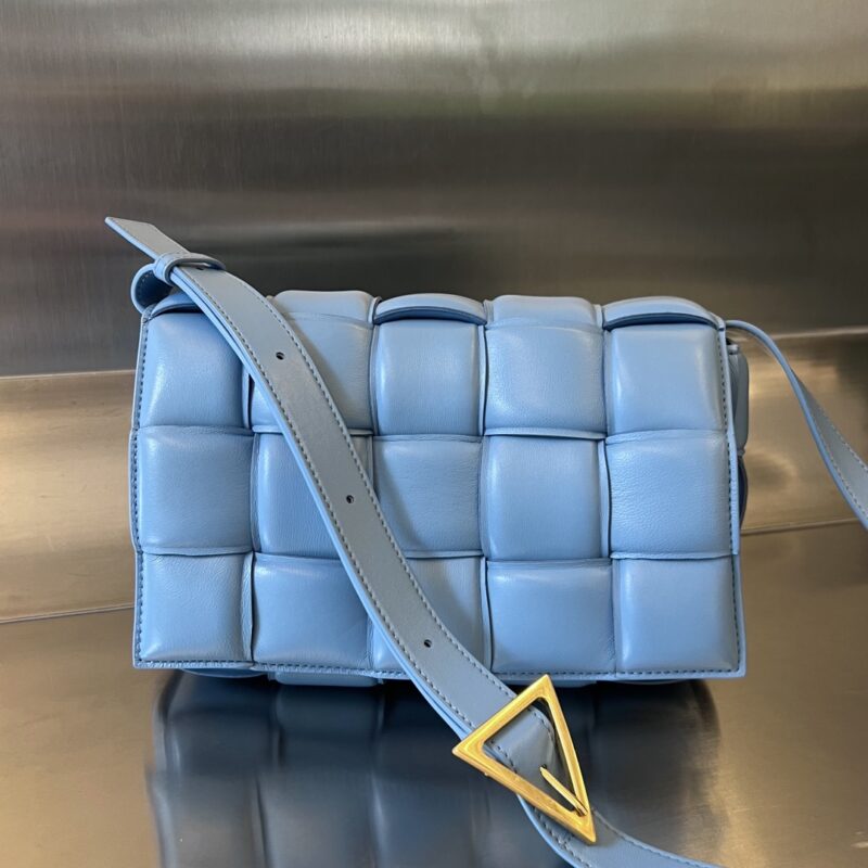 Replica Bottega Veneta Cassette Sky Blue - ultra-realistic fake designer tote