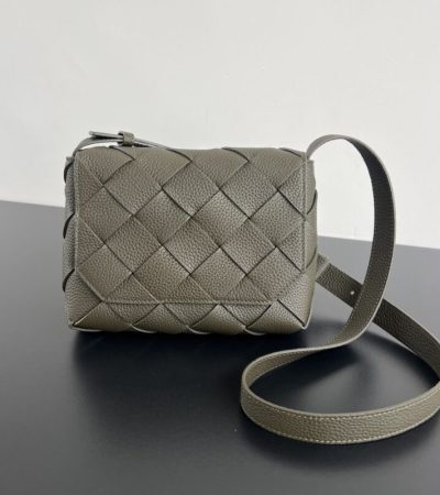 Replica Bottega Veneta Diago - best-selling designer handbag dupe