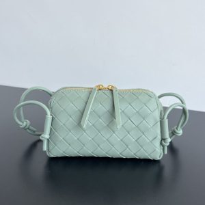 Replica Bottega Veneta Concert Pouch - high-end fake designer purse