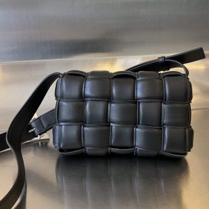 Replica Bottega Veneta Cassette 2022 - realistic designer-inspired fake bag