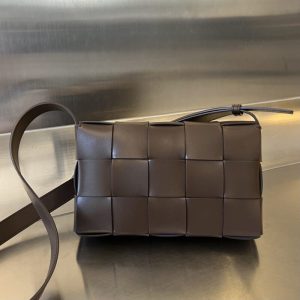 Replica Bottega Veneta Cassette 2.0 Dark Brown - premium 1:1 fake handbag model
