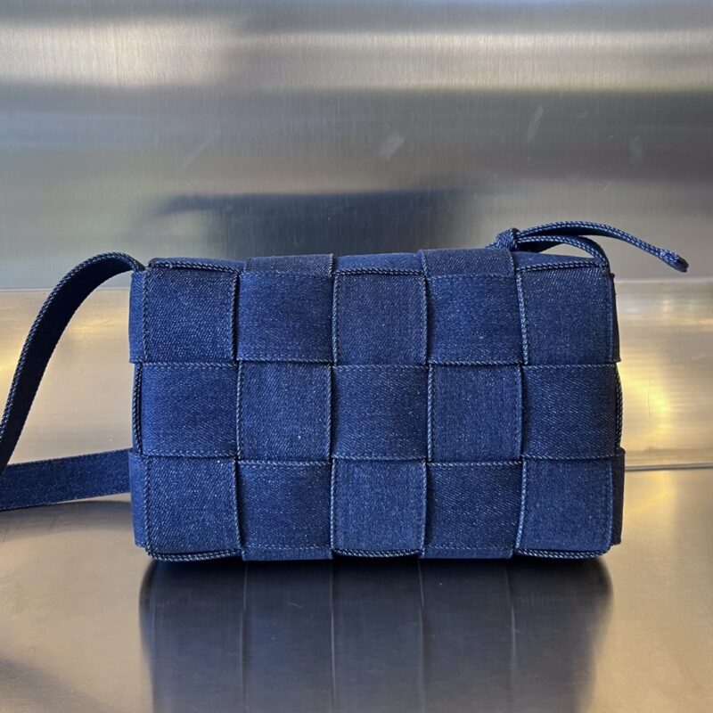 Replica Bottega Veneta Cassette Denim - high-end fake designer purse