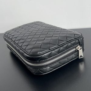 Replica Bottega Veneta Clutch Large - authentic-look luxury purse replica