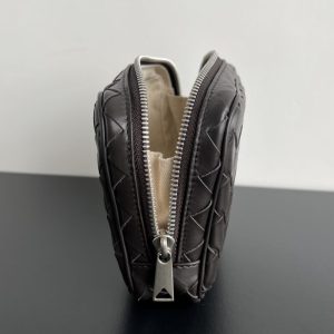 Replica Bottega Veneta Small Clutch - authentic-look luxury purse replica