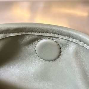 Replica Bottega Veneta Hop - top-tier luxury replica shoulder bag