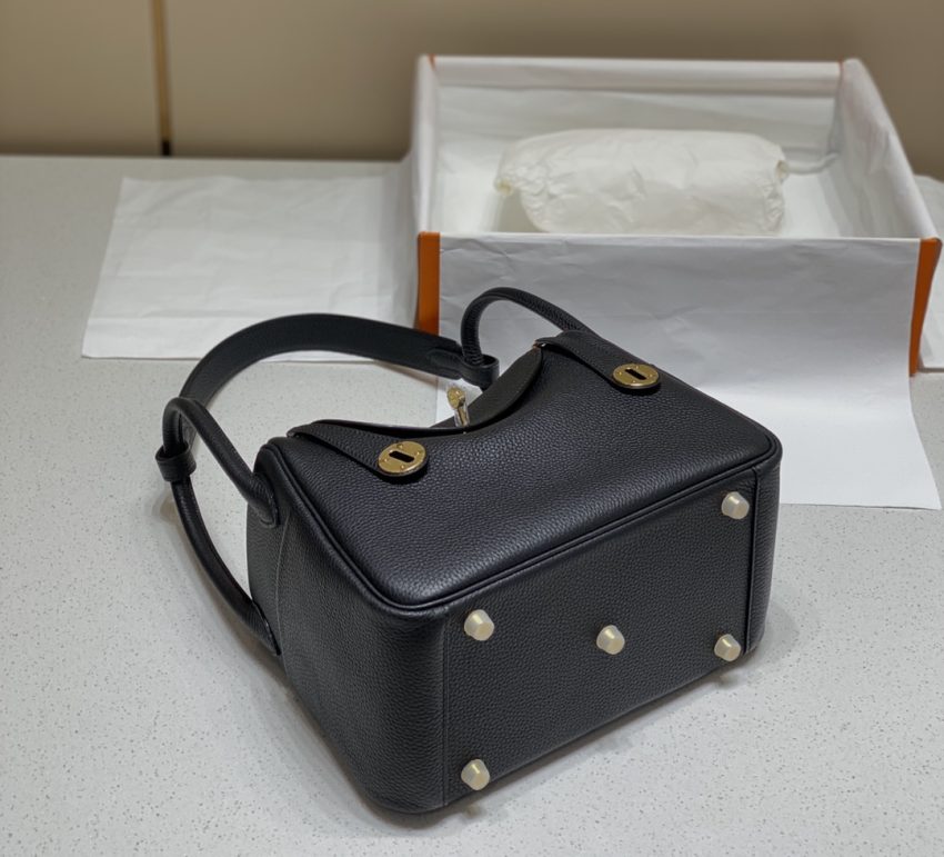 Replica Hermes Lindy Black - best-selling designer handbag dupe