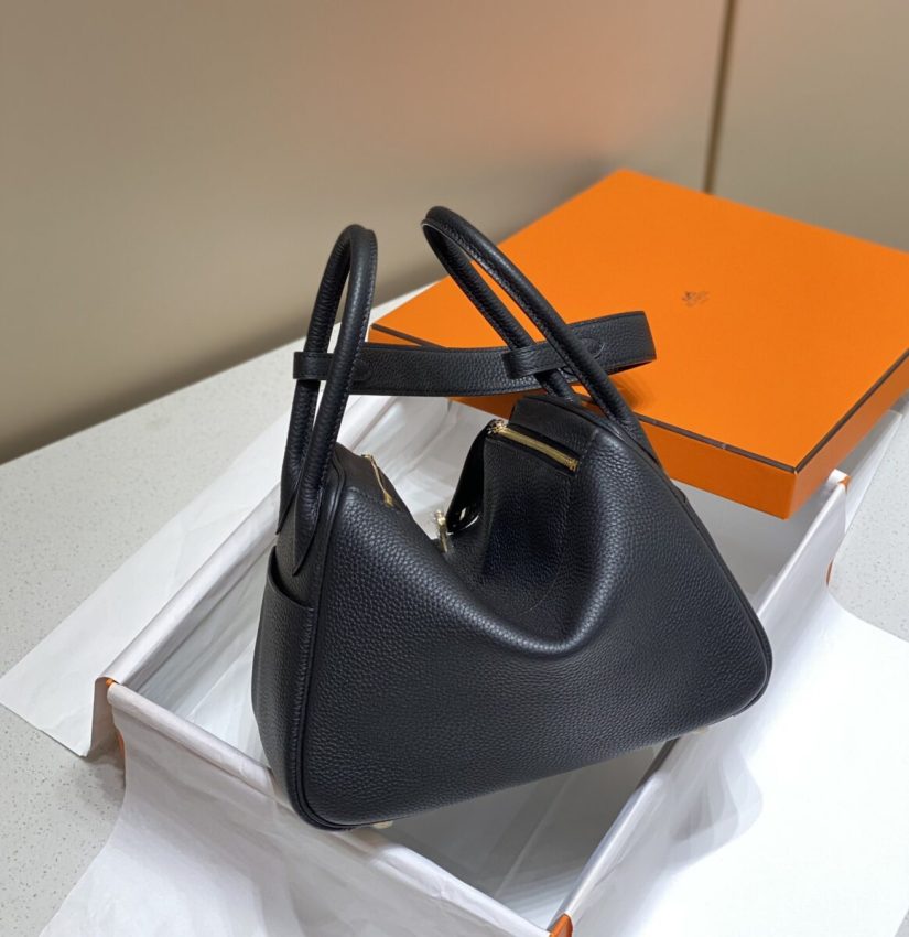 Replica Hermes Lindy Black - top-tier luxury replica shoulder bag