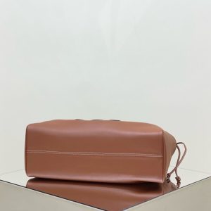Replica Celine Cubas Tote Brown - ultra-realistic fake designer tote