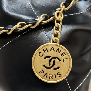 Replica CHANEL 22 Small Handbag Black - top-tier luxury replica shoulder bag