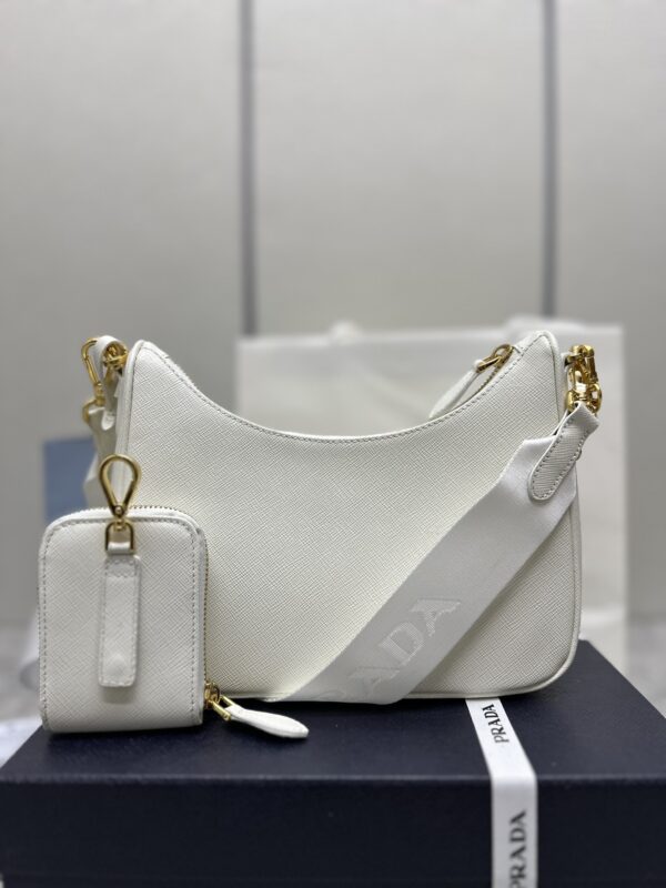 Replica Prada Re-Edition White 2005 - premium 1:1 fake handbag model