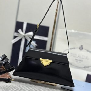 Replica Prada Triangle Leather Handbag Black - 1:1 designer replica handbag
