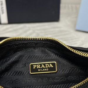 Replica Prada Re-Edition Nylon 2005 Black - top-rated replica designer bag