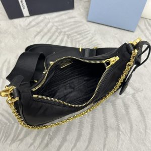 Replica Prada Re-Edition Nylon 2005 Black - high-quality designer bag clone