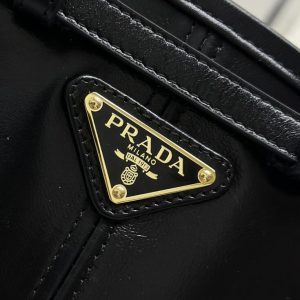 Replica Prada Leather Handbag Black - high-end fake designer purse