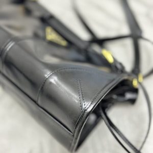 Replica Prada Leather Handbag Black - near-authentic luxury replica handbag