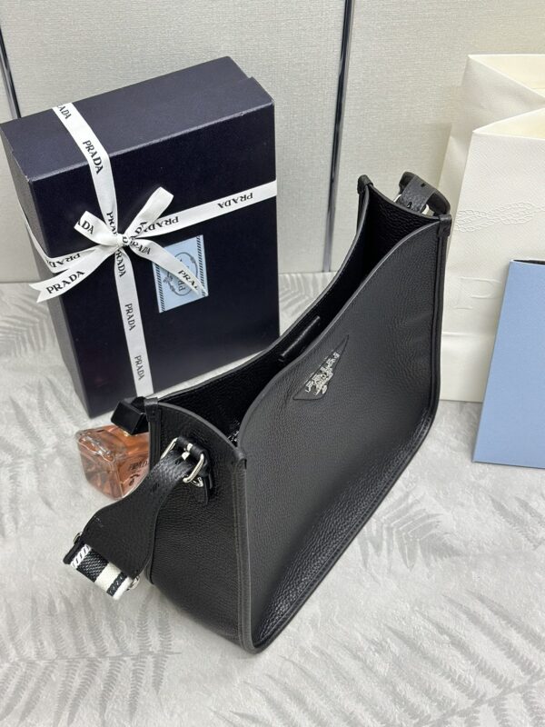 Replica Prada Saffiano Tote Black - elite superclone designer purse