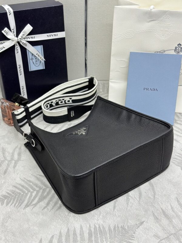 Replica Prada Saffiano Tote Black - top-tier luxury replica shoulder bag