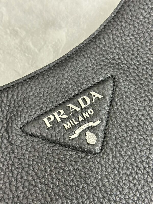 Replica Prada Saffiano Tote Black - premium-grade designer purse dupe