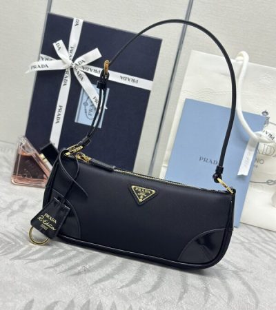 Replica Prada Re-Edition 2002 Nylon - best quality luxury bag dupe