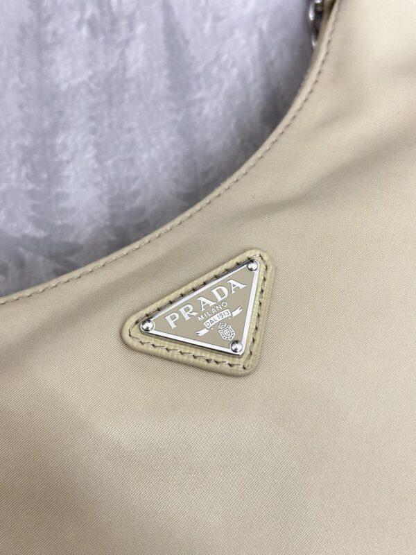 Replica Prada Re-Edition Nylon 2005 Yellow - premium-grade designer purse dupe