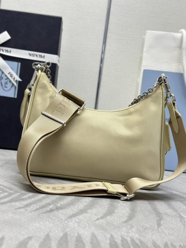 Replica Prada Re-Edition Nylon 2005 Yellow - top-rated replica designer bag