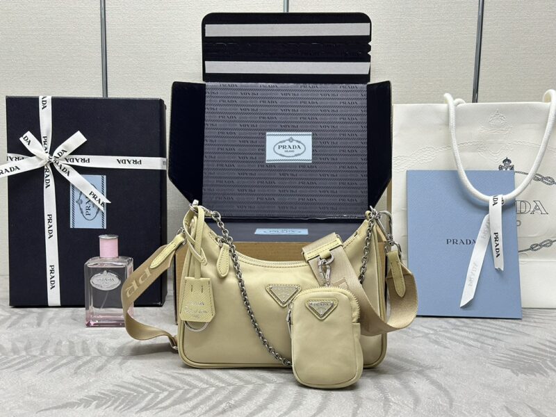 Replica Prada Re-Edition Nylon 2005 Yellow - near-authentic luxury replica handbag