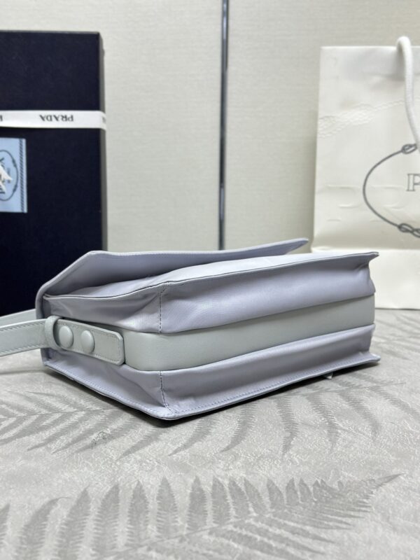 Replica Prada Re-Nylon Shoulder Bag Ice Grey - high-accuracy replica luxury purse