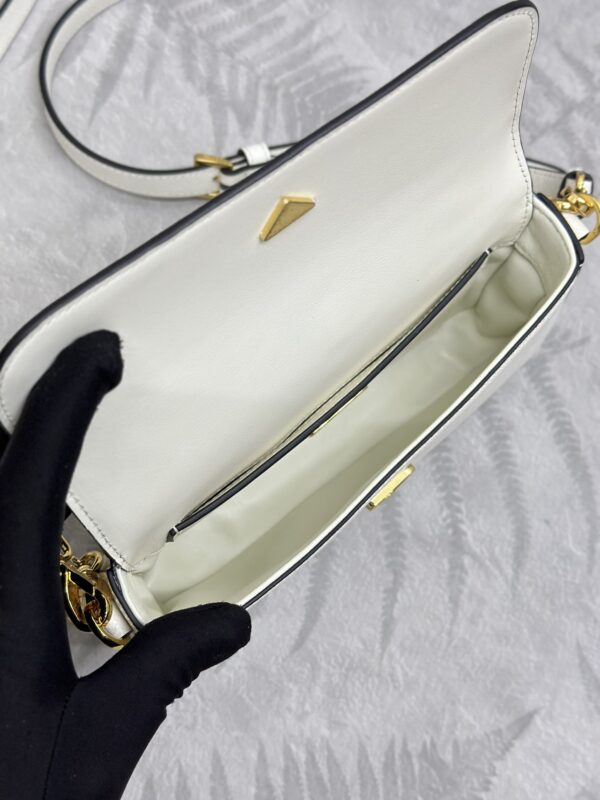 Replica Prada Mini Saffiano White - ultra-realistic fake designer tote