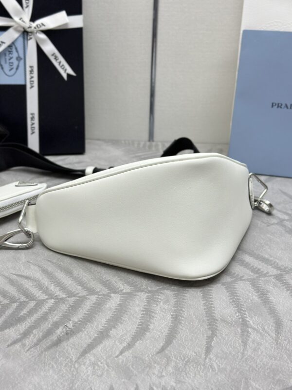 Replica Prada Saffiano Triangle - authentic-look luxury purse replica