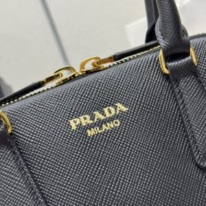 Replica Prada Large Saffiano Black - realistic designer-inspired fake bag