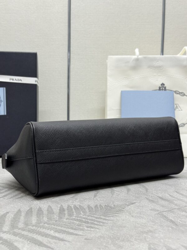 Replica Prada Large Saffiano Black - premium-grade designer purse dupe