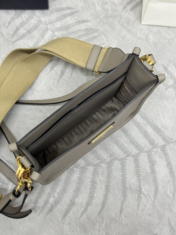 Replica Prada Saffiano Small Tote Beige - high-accuracy replica luxury purse