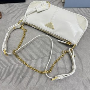 Replica Prada Re-Edition 2002 White - high-end fake designer purse