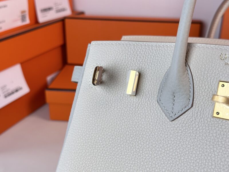 Replica Hermes Top Quality Replica Bag ShopMilkshake White - near-authentic luxury replica handbag